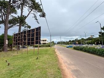 https://www.gallito.com.uy/2-terrenos-con-excelente-ubicacion-en-punta-del-este-inmuebles-26814714