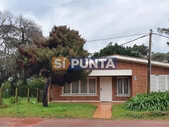 https://www.gallito.com.uy/punta-del-este-ãrea-comercial-pda-5-inmuebles-27610409