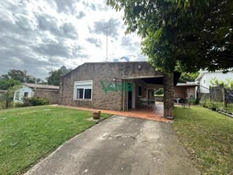 https://www.gallito.com.uy/casa-de-1-dormitorio-en-costa-azul-inmuebles-28278271