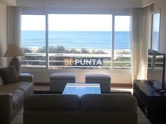 https://www.gallito.com.uy/penthouse-en-playa-brava-frente-al-mar-en-inmuebles-27608656