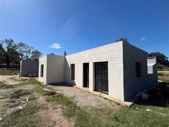 https://www.gallito.com.uy/casas-a-estrenar-en-venta-ph-–-chacras-del-pinar-inmuebles-28296461