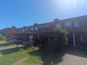 https://www.gallito.com.uy/hermosa-vivienda-en-excelente-ubicacion-inmuebles-28296167