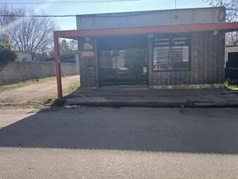 https://www.gallito.com.uy/local-comercial-frente-a-sociedad-de-fomentos-tarariras-inmuebles-28302147