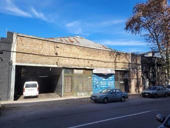 https://web5.gallito.com.uy/venta-galpon-con-frente-a-2-calles-en-centro-inmuebles-28302963