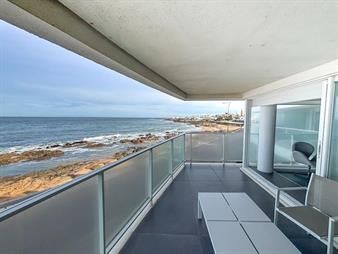 https://web5.gallito.com.uy/alquiler-de-temporada-punta-del-este-frente-al-mar-inmuebles-28032202