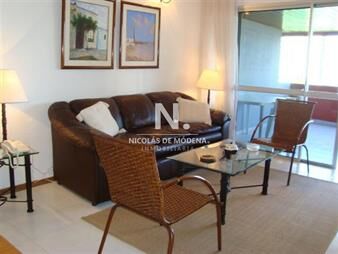 https://web5.gallito.com.uy/apartamento-en-venta-de-2-dormitorio-en-playa-inmuebles-25036525