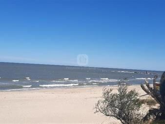 https://web5.gallito.com.uy/atlantida-hermoso-chalet-con-vista-al-mar-inmuebles-24433079