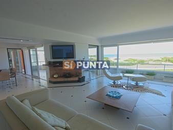 https://www.gallito.com.uy/venta-apartamento-4-dormitorios-playa-brava-inmuebles-27608631