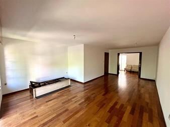 https://www.gallito.com.uy/venta-apartamento-3-dormitorios-y-garaje-en-pocitos-nuevo-inmuebles-28201052