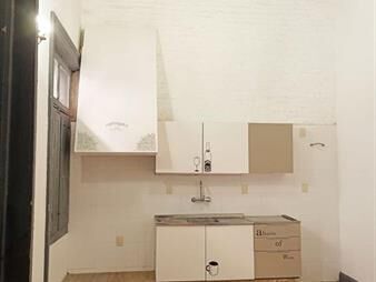 https://www.gallito.com.uy/se-alquila-apartamento-1-dormitorio-ciudad-vieja-inmuebles-28321442
