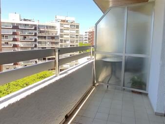 https://www.gallito.com.uy/apartamento-en-alquiler-inmuebles-28322046
