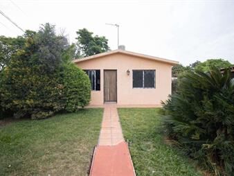 https://web5.gallito.com.uy/venta-2-casas-en-terreno-500mts-las-toscas-cocher-inmuebles-28325568