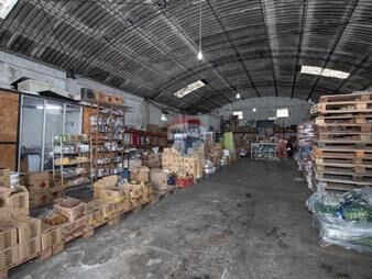 https://www.gallito.com.uy/venta-de-galpon-deposito-en-centro-de-florida-inmuebles-28325598