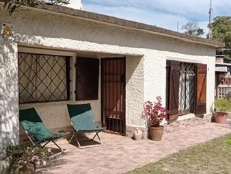 https://www.gallito.com.uy/vendo-hermosa-casa-al-sur-de-la-interbalneria-en-inmuebles-28334845