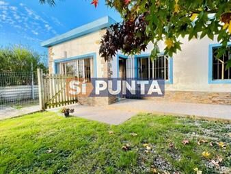https://web5.gallito.com.uy/venta-de-hermosa-y-solida-casa-en-la-fortuna-inmuebles-27609873