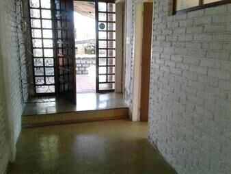 https://www.gallito.com.uy/se-vende-edificio-en-carrasco-inmuebles-13961088